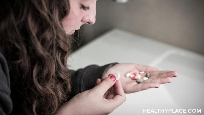 Opioīdu un heroīna lietošana pēdējos gados strauji izplatījās ASV. Kāpēc? Svarīga loma ir opioīdu nepareizas lietošanas un heroīna atkarības robežai. Lasi šo.