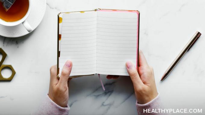 Pārtikas un garastāvokļa dienasgrāmata palīdzēs jums noteikt, kuri pārtikas produkti palīdz un kaitē jūsu garīgajai veselībai un noskaņojumam. Lasiet vairāk un lejupielādējiet to vietnē HealthyPlace.