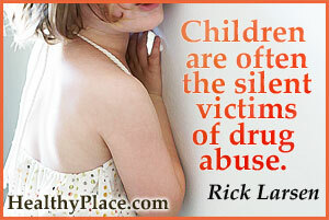 Atkarības citāts par narkotiku lietošanas izraisītajām sekām - bērni bieži ir klusie narkotiku upuri.