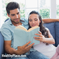 Kā iegūt vislabāko no attiecību grāmatas lasīšanas