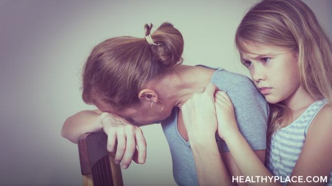 Vecāki ar pierobežas personības traucējumiem ir grūti un grūti arī bērniem. Šie padomi par HealthyPlace palīdz gan vecākiem ar BPD, gan viņu bērniem. 